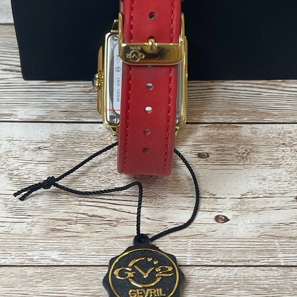 Women's Bari Enamel Swiss Quartz Italian Red‎ Leather Strap Watch 34mm